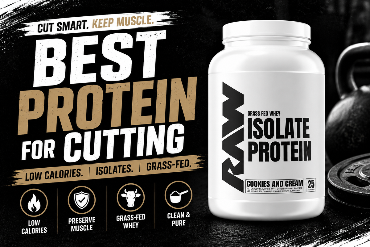 Scoop of grass‑fed whey protein isolate next to a shaker bottle and a lean chicken-and-veggie meal on a kitchen counter.